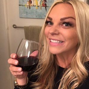 Meet your Posher, Jillian